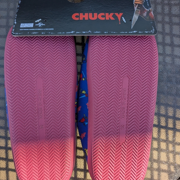 NWT CHUCKY SLIPPERS - Picture 2 of 2